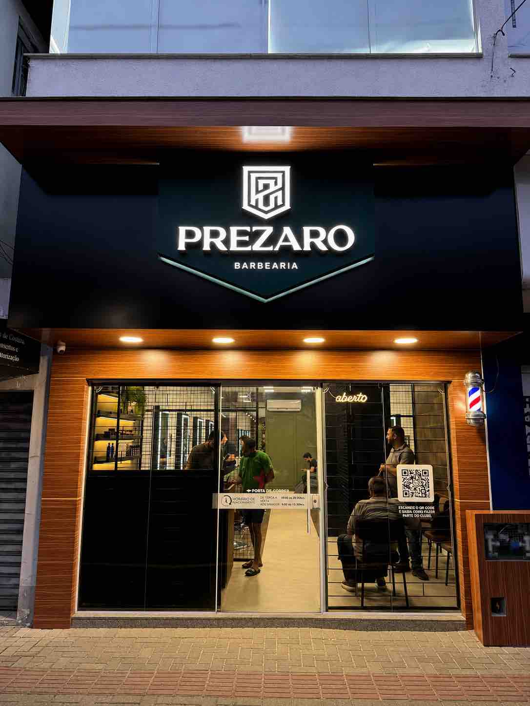 Prezaro Barbearia — fachada